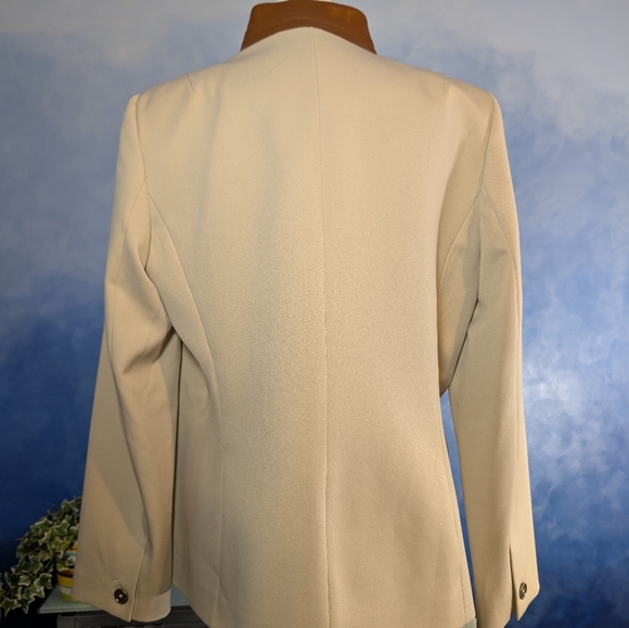 New Tommy Hilfiger Women's Jacket - Picture 7 of 10